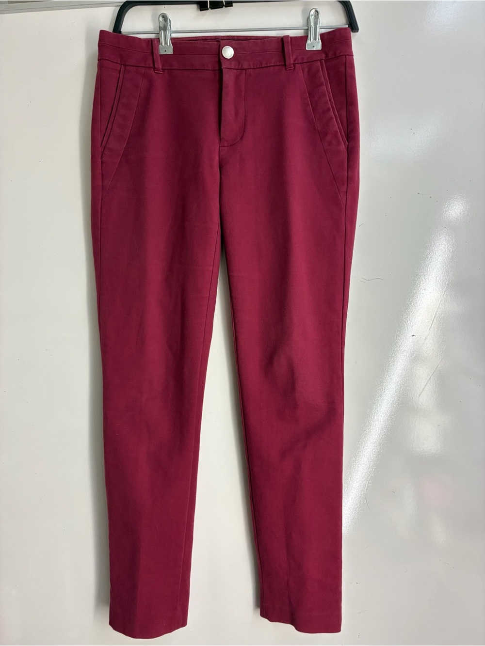 Tommy Hilfiger Women's Burgundy Chinos Ankle Pants, size 2
